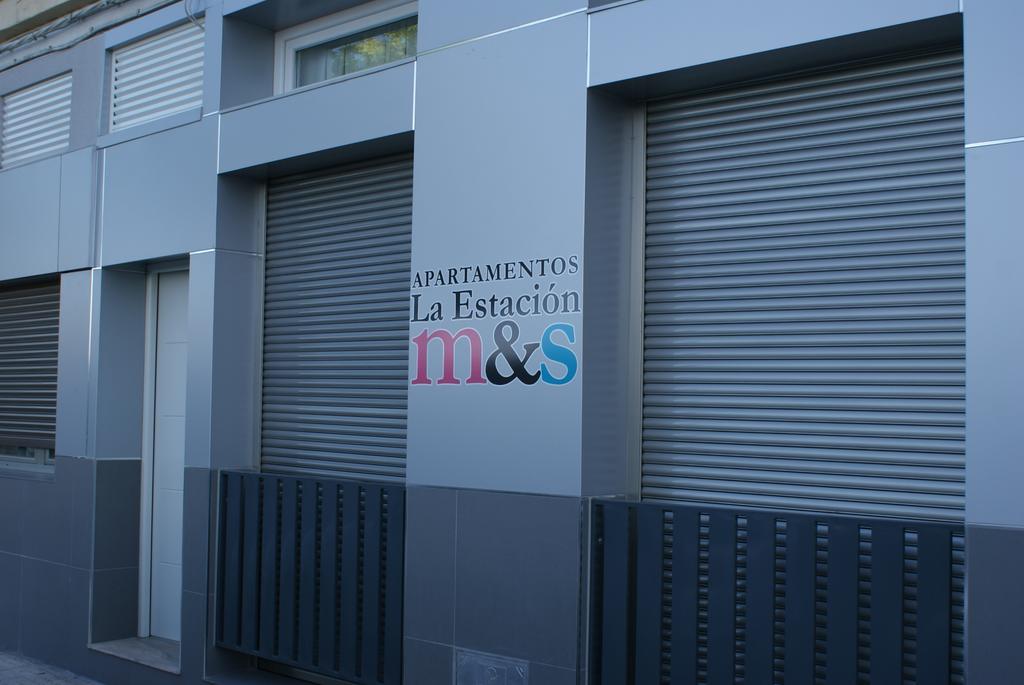 Apartamentos La Estacion M&S อัลบาเซเต ภายนอก รูปภาพ