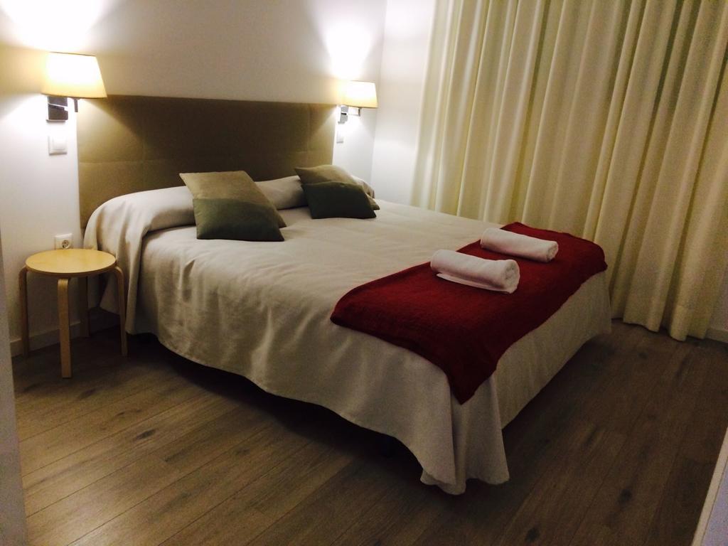 Apartamentos La Estacion M&S อัลบาเซเต ภายนอก รูปภาพ